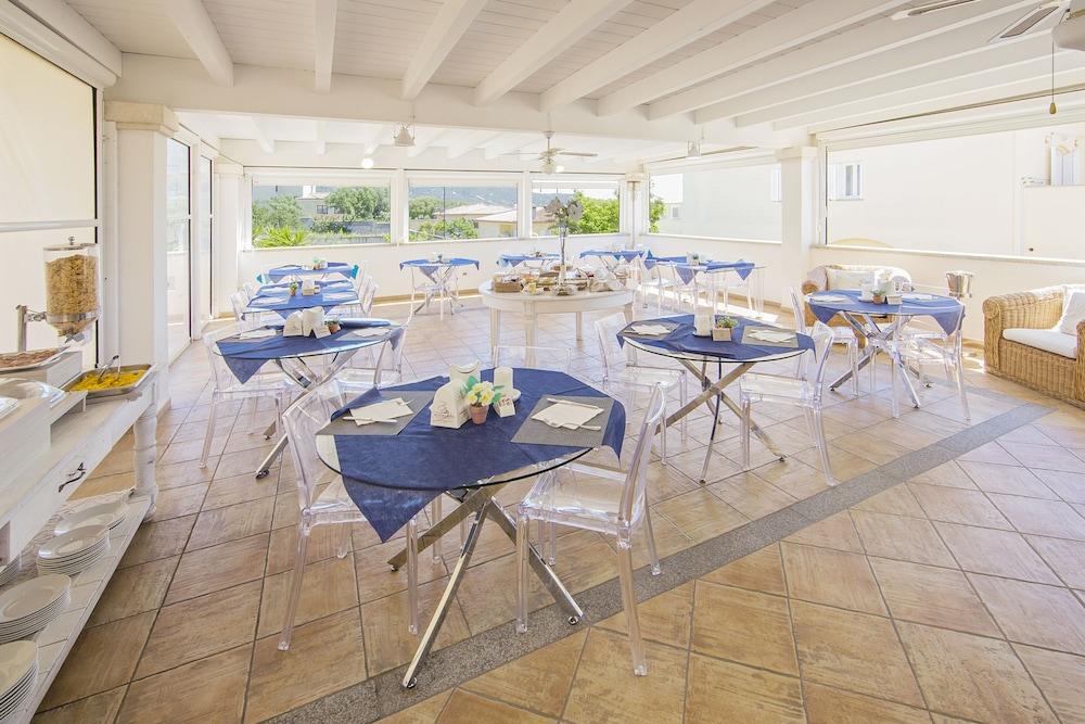 Olbia City Hotel ภายนอก รูปภาพ